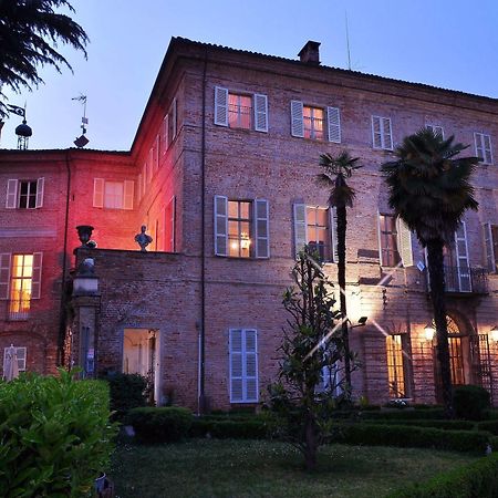 La Foresteria Del Castello - Wellness Hotel In Dimora Storica CastellʼAlfero Eksteriør billede